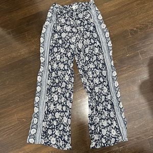 American Eagle Flowy Pants